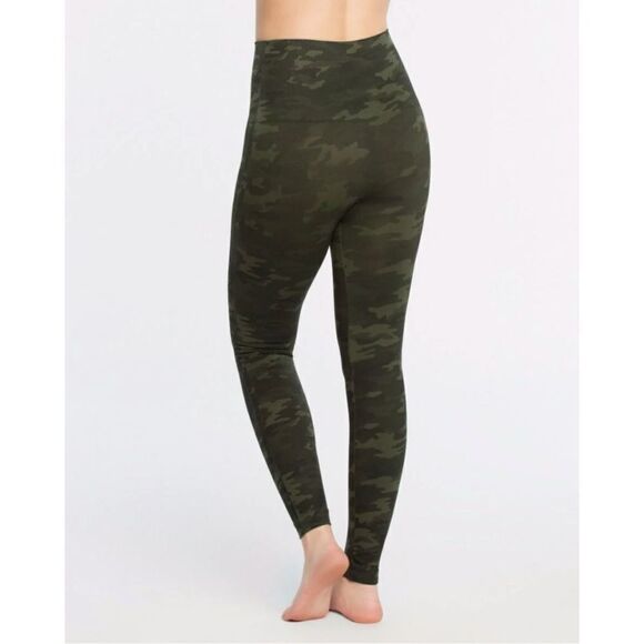 New! SPANX Green Camo Look At Me Now Seamless Leggings, XS - Picture 4 of 9